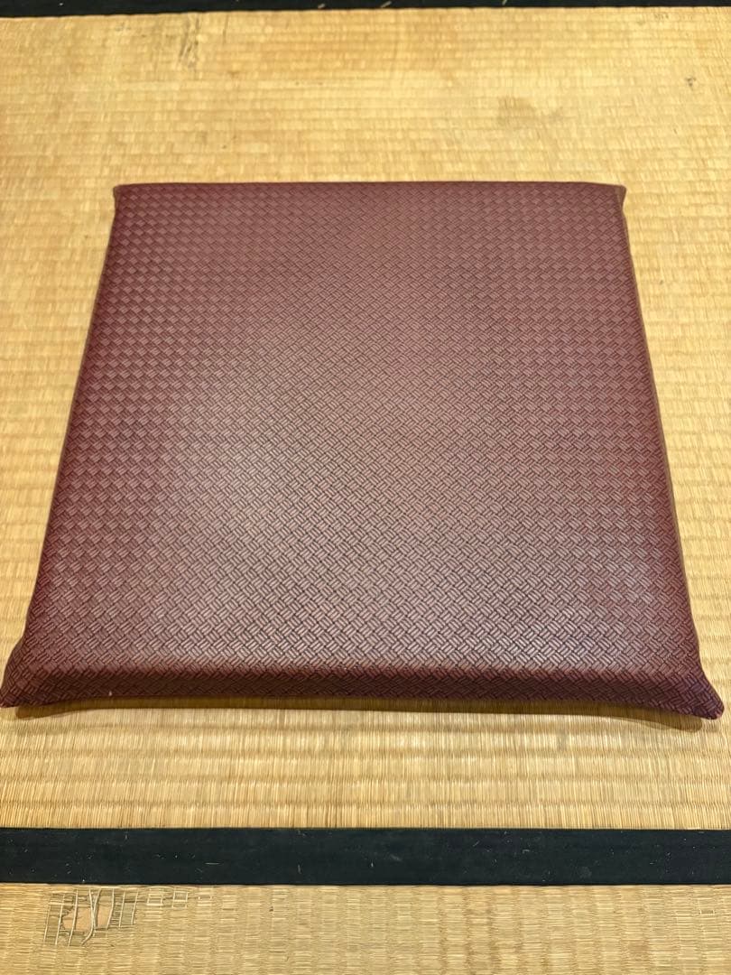 レザー座布団　エンジ　10枚セット売り