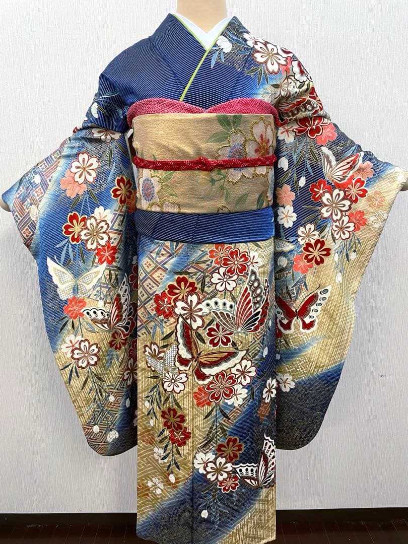 梅乃【172】正絹　振袖　セット　前撮り　成人式　撮影　青　蝶　谷崎潤一郎