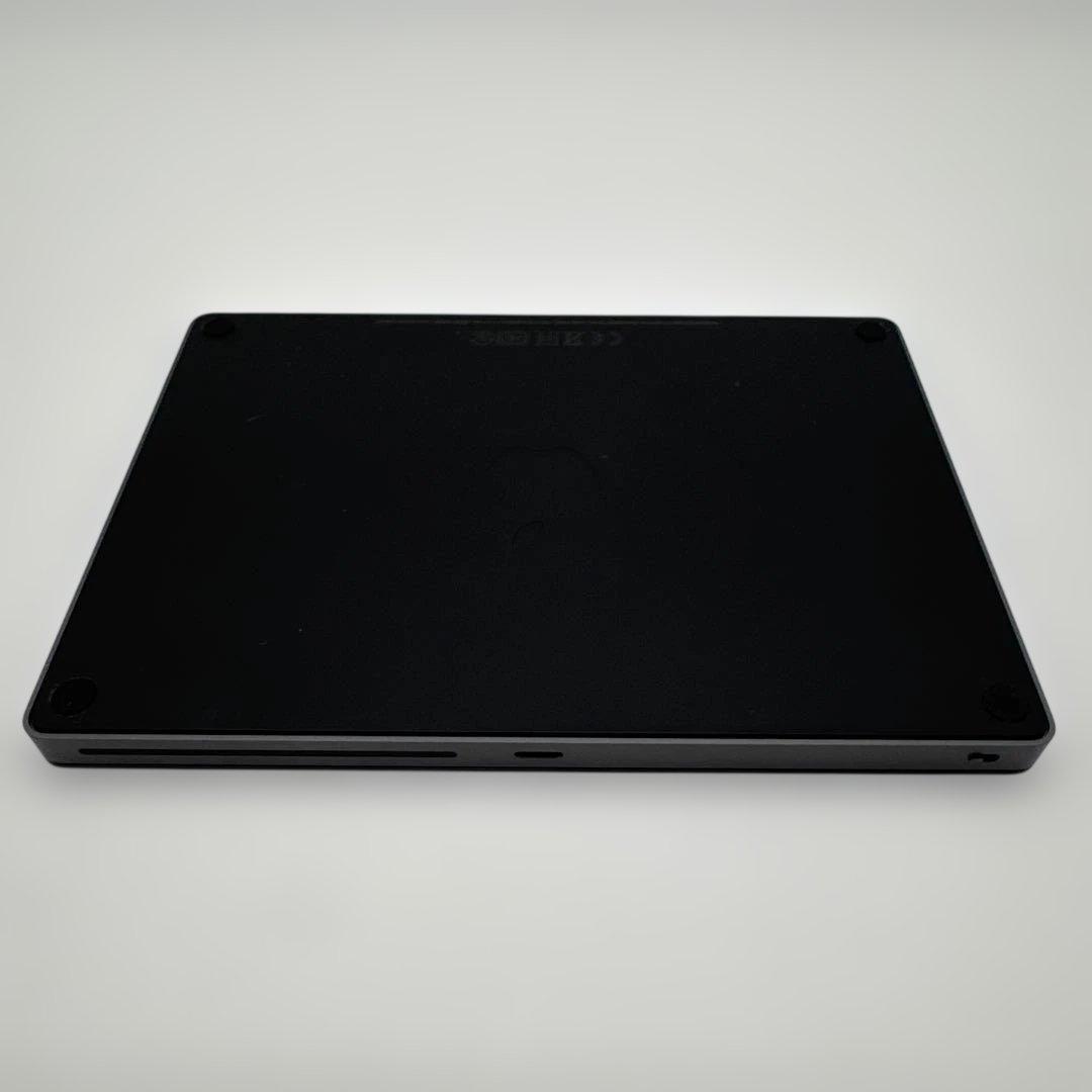 Apple M4 Mac mini ＋ キーボード・トラックパッド