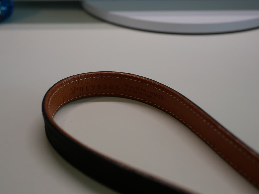 極美品／OLYMPUS OM-D E-M10 Mark III Wレンズキット