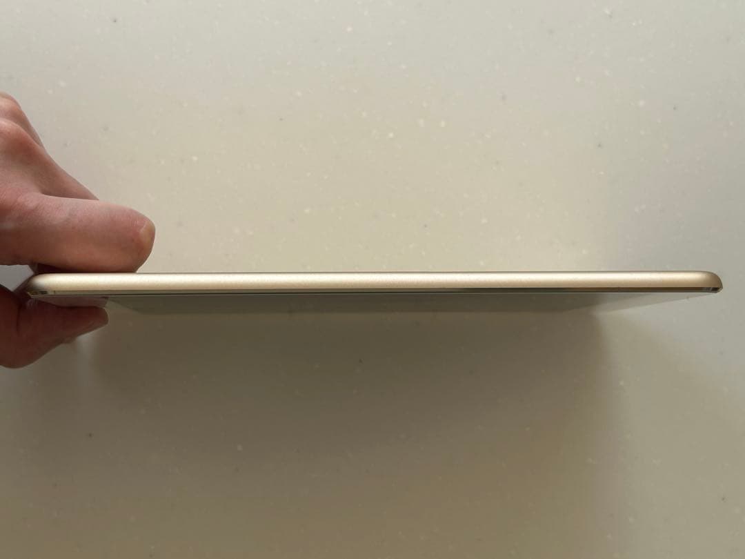 iPad mini 4 ゴールド 本体