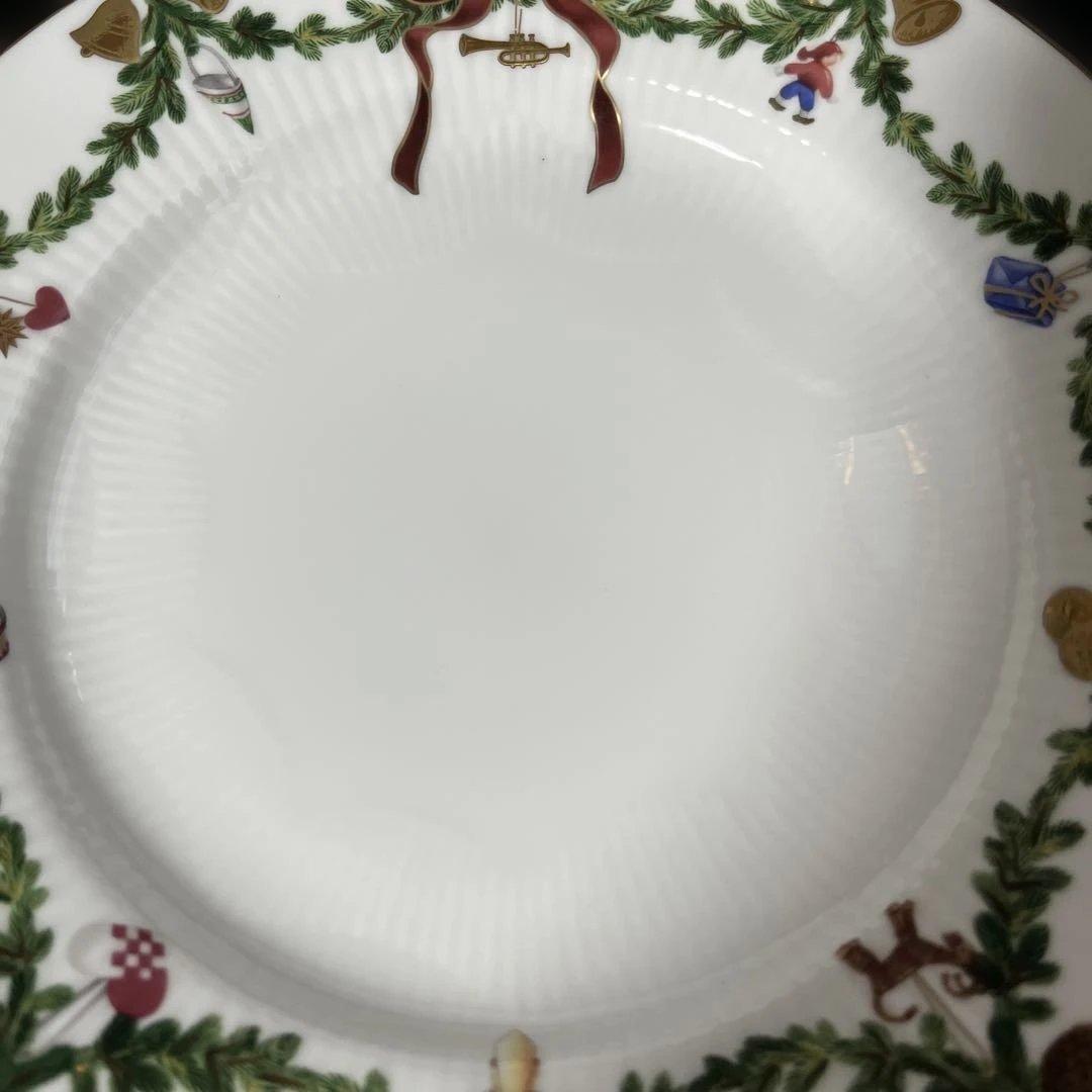 ［新品］ロイヤルコペンハーゲン　スターフルーテッドクリスマス　プレートセット