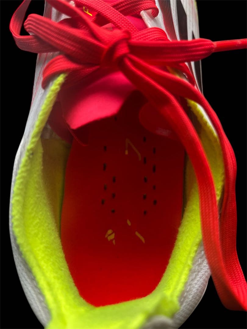 F50 新色 スパイク 26.0cm