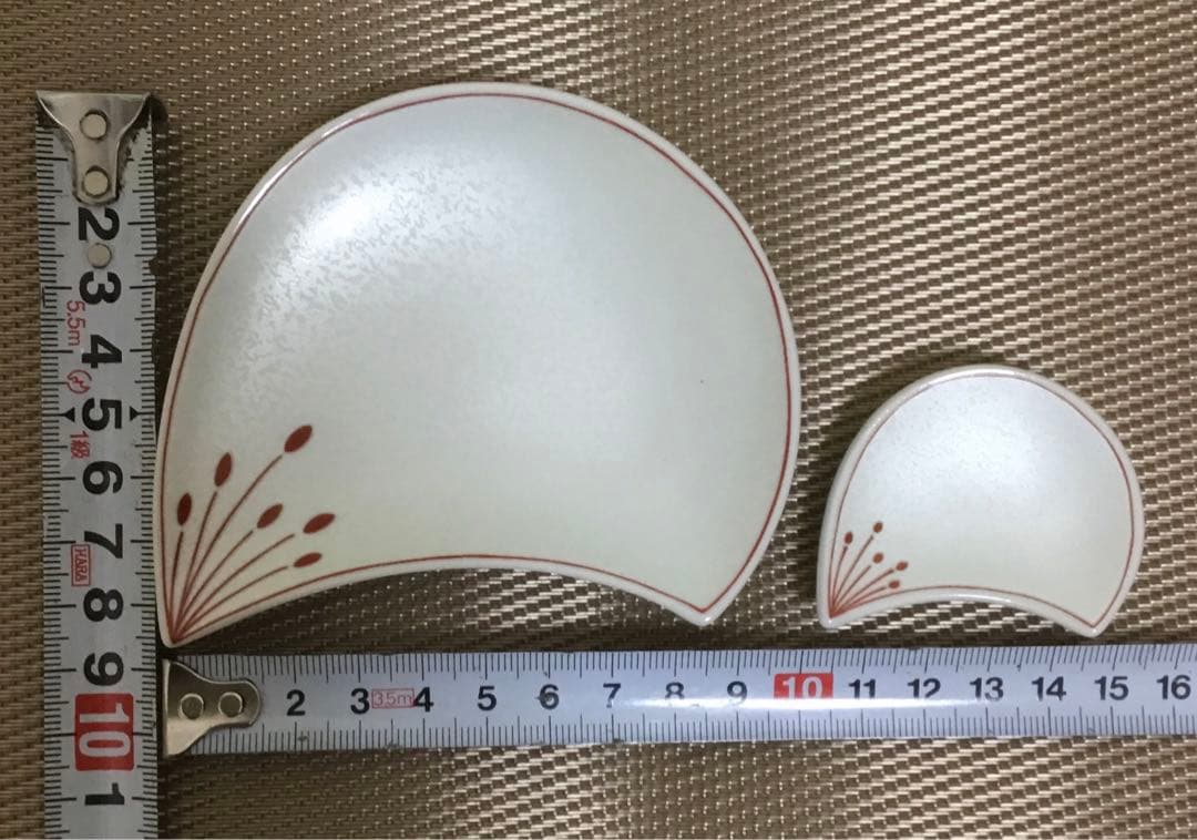 伝統工芸✨新品 有田焼 幸楽窯 梅花びら和食器 箸置き 豆皿 小皿 陶器
