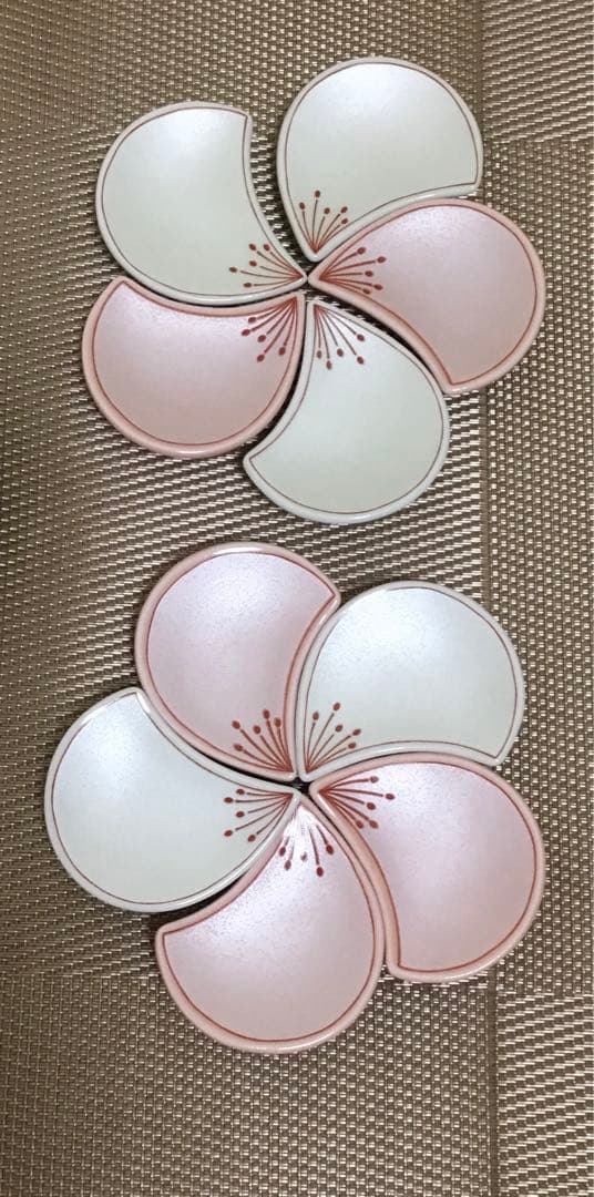 伝統工芸✨新品 有田焼 幸楽窯 梅花びら和食器 箸置き 豆皿 小皿 陶器