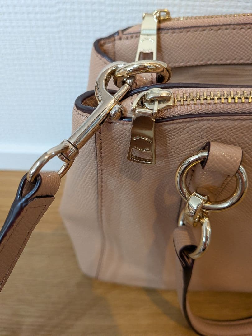 COACH ベージュショルダーバッグ2way　レザー