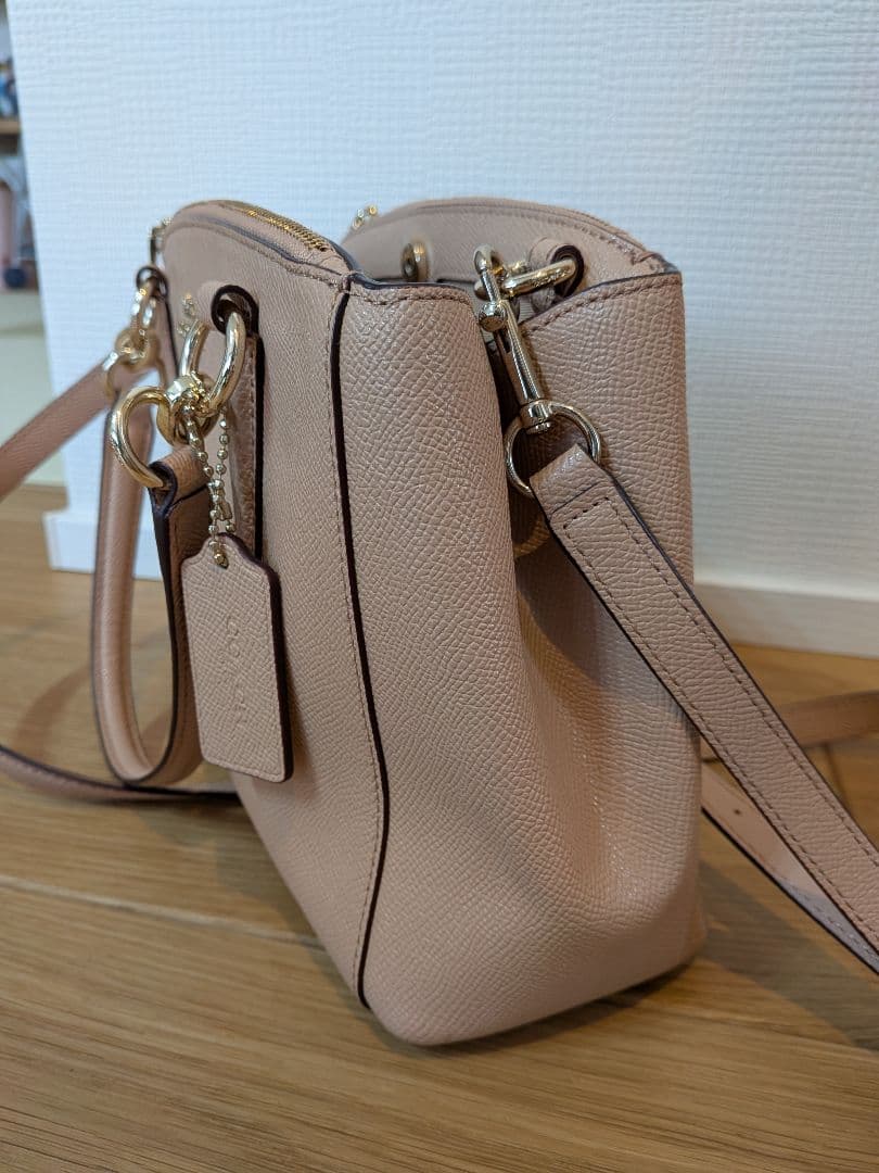 COACH ベージュショルダーバッグ2way　レザー