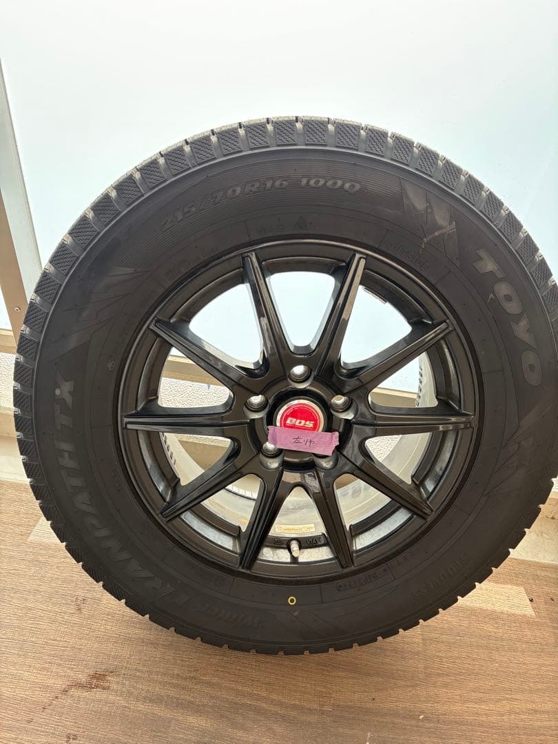 2024年製　美品　トランパス TX ウィンタータイヤ 215/70R16