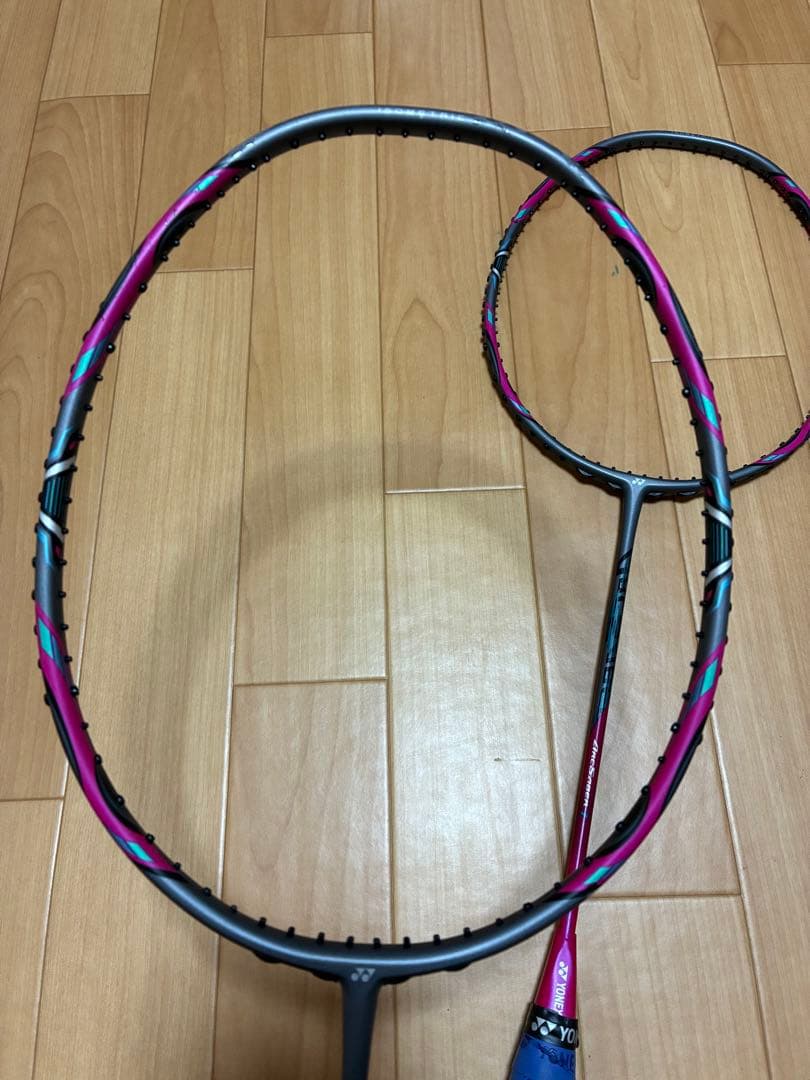 バドミントンラケット　ARCSABER 1 2本セット