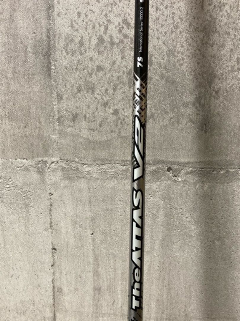 美品The ATTAS V2ピンスリーブ付きフェアウェイウッド用シャフト7s