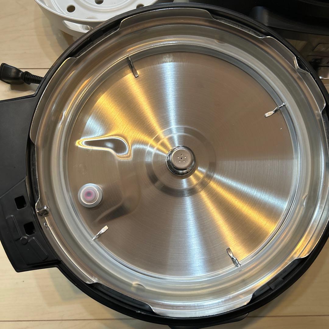 2025年製　IRIS OHYAMA 電気圧力鍋 レシピブック付き