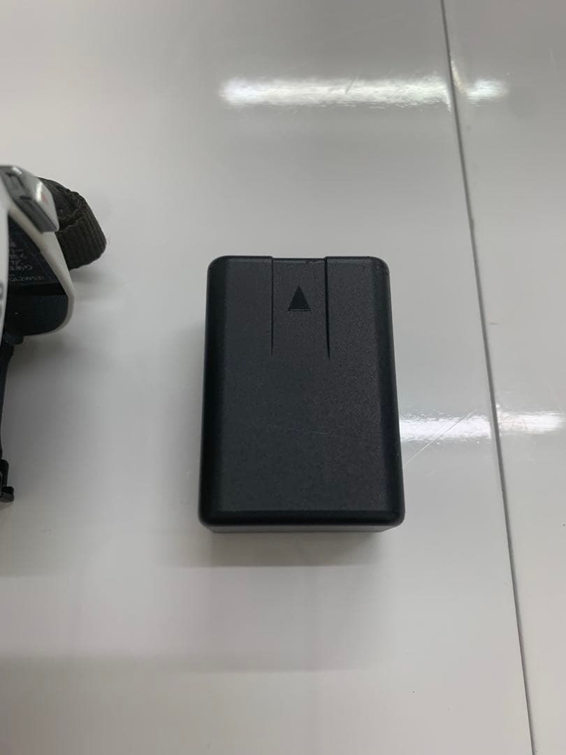 Panasonic デジタルハイジョンビデオカメラ HC-V520M ホワイト