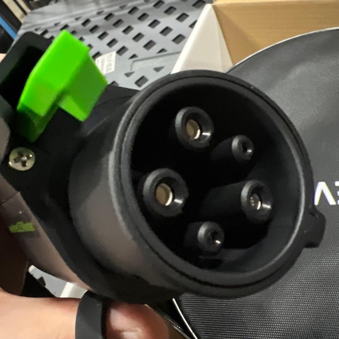 EVMaster 8M 電気自動車用充電器