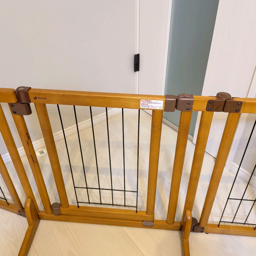 Richell　木製置くだけドア付き　ペットゲートS