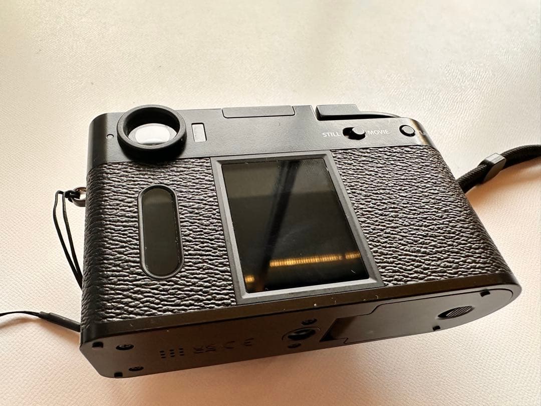 Fujifilm X Half X-HF1デジタルカメラ Black