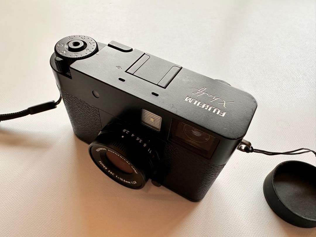 Fujifilm X Half X-HF1デジタルカメラ Black