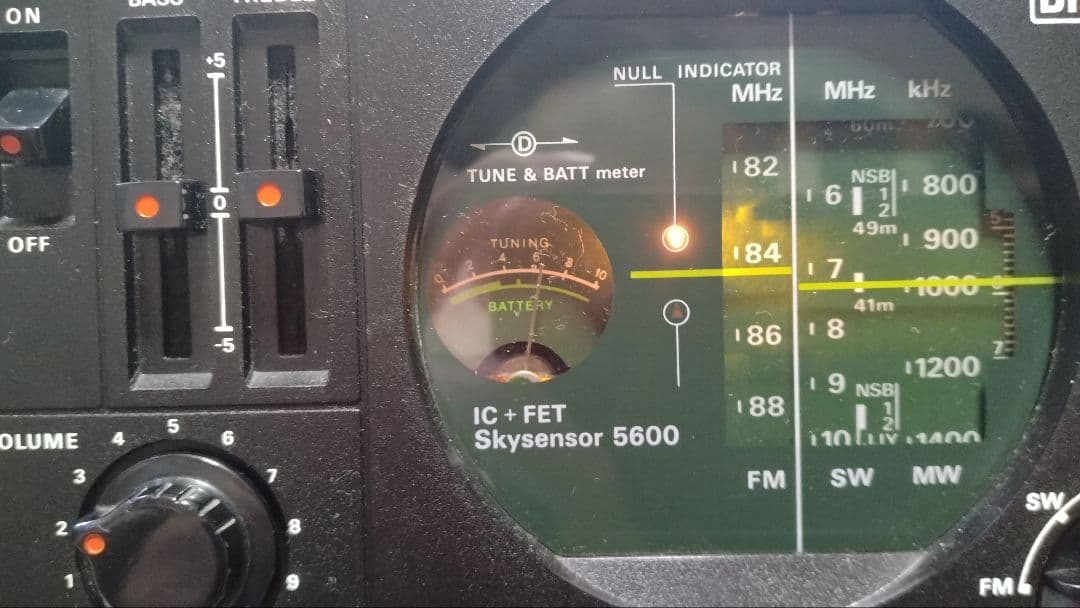 SONY BCL ラジオ　ICF-5600