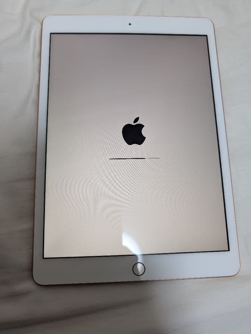 iPad (第8世代) ゴールド 10.2インチ WIFI 32GB