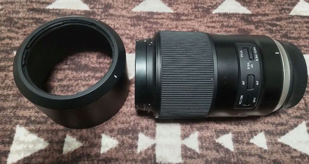 【11月22日以降発送】 タムロン 90mm マクロレンズ　キャノンEF用