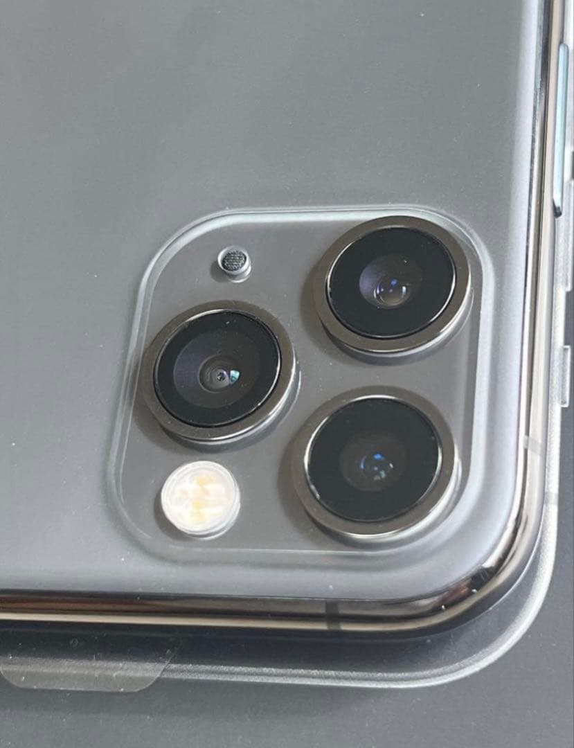 【新品同様】iPhone 11 pro スペースグレー　256GB SIMフリー