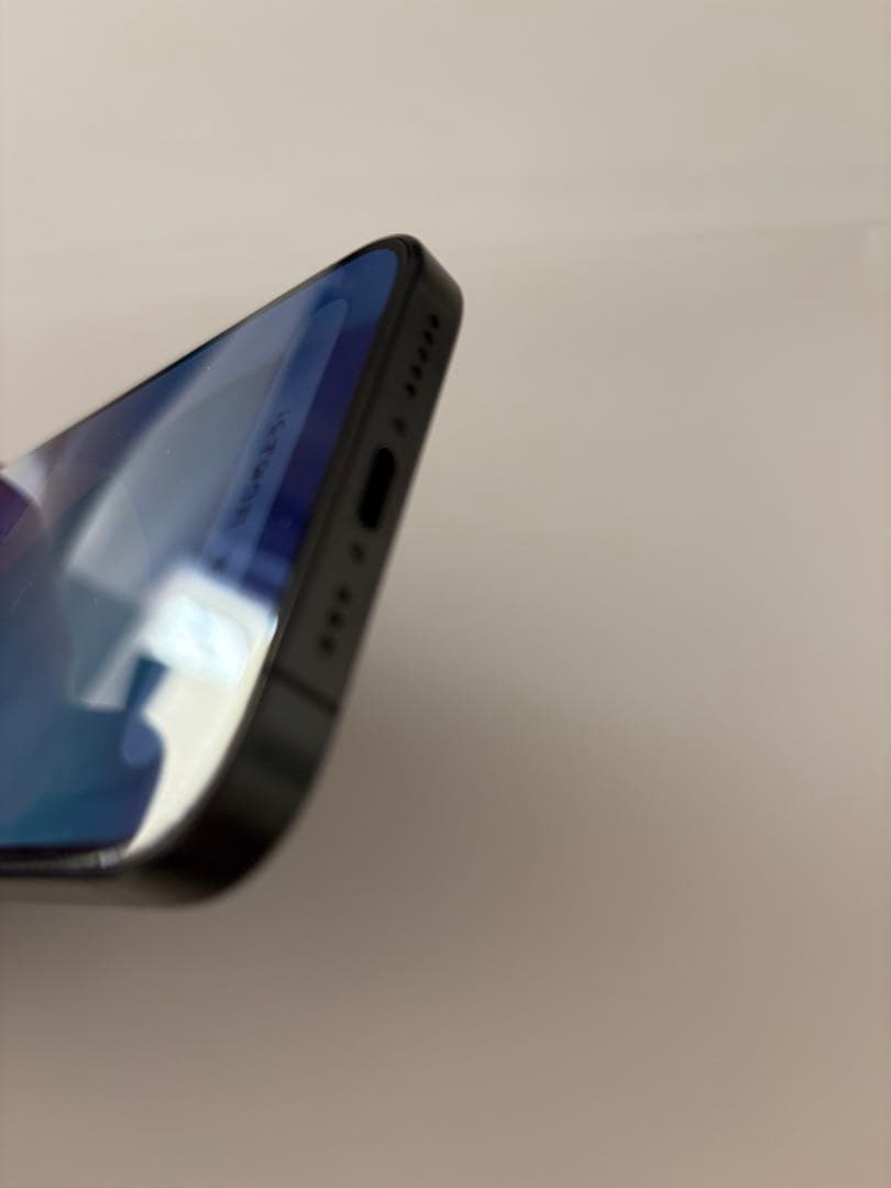 iPhone 15 Pro 128GB(ブラックチタニウム）SIMフリー(即送)