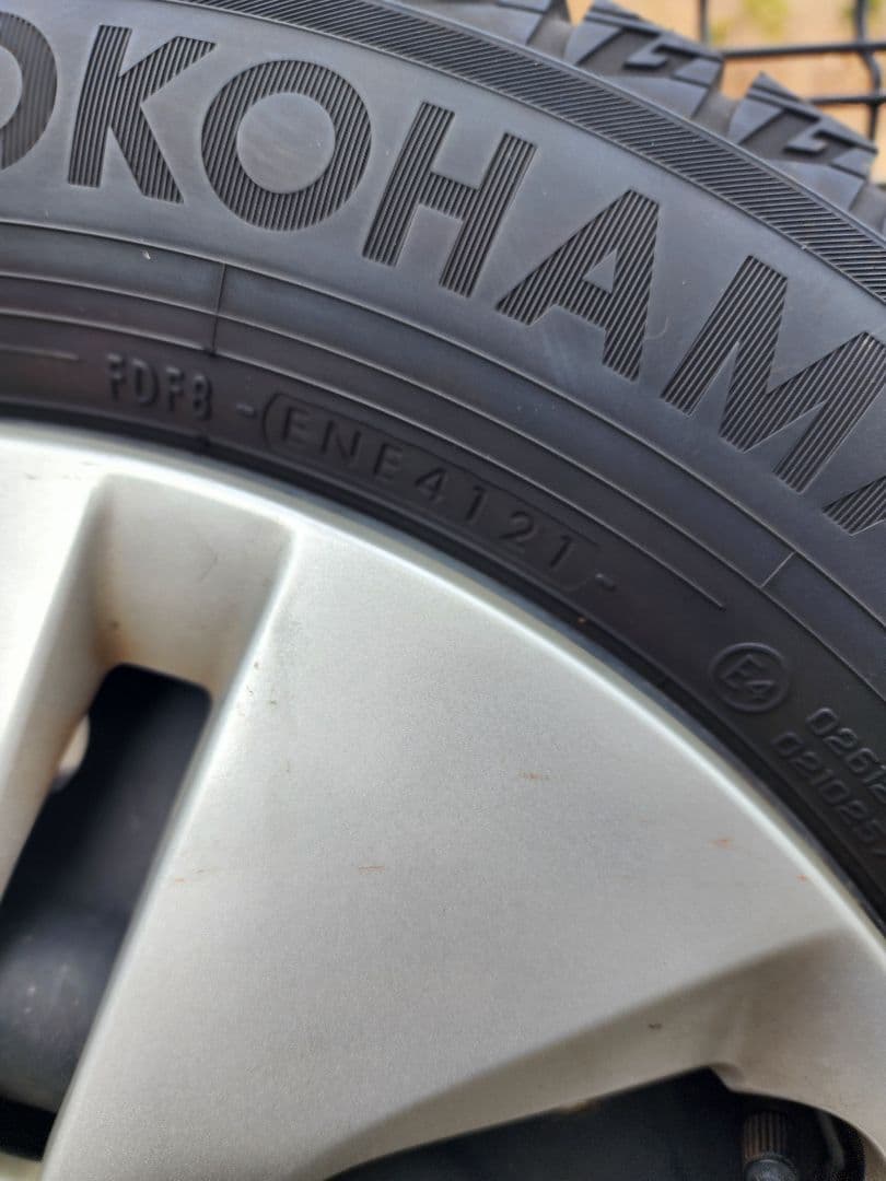 ホンダ　ステップワゴン　スタッドレスタイヤ