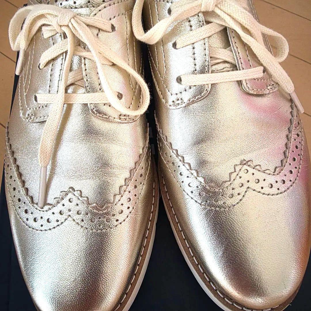 定価41580円　美品☆　コールハーン　メタリックシルバー レースアップシューズ