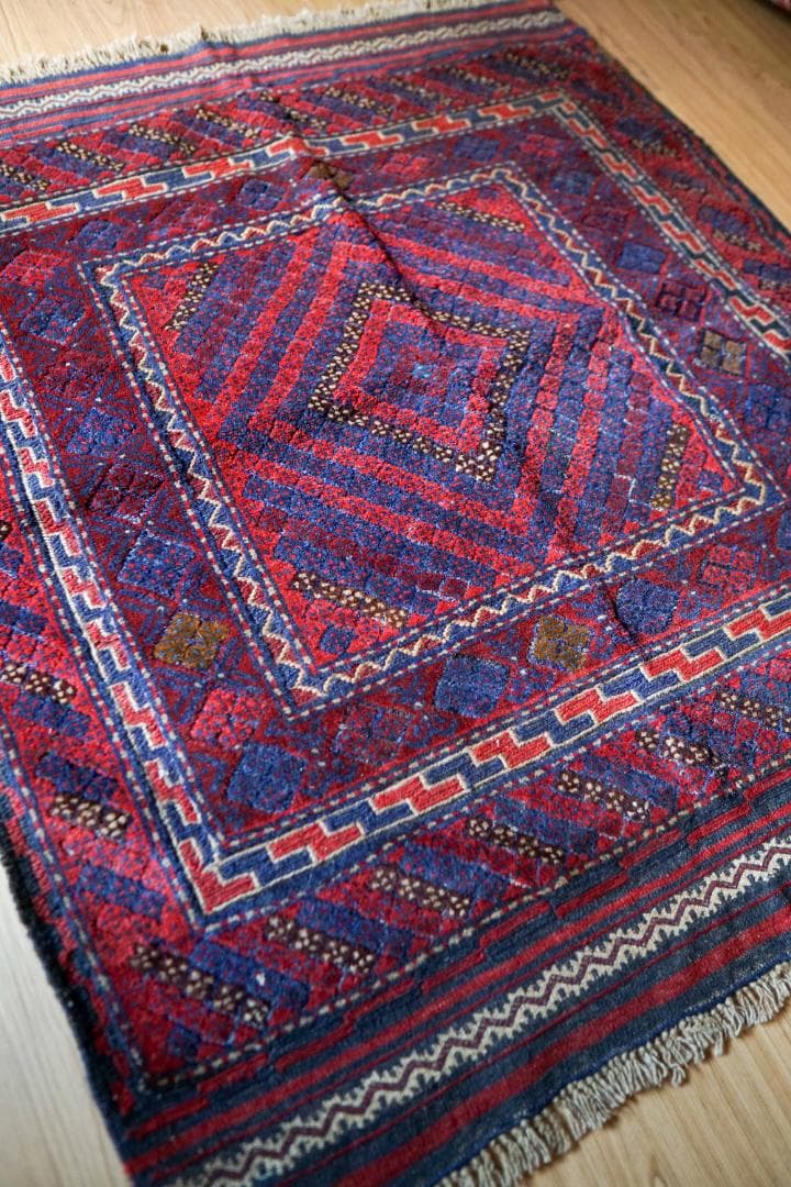 アフガニスタン オールド マシュワニ 手織りキリム トライバルラグ