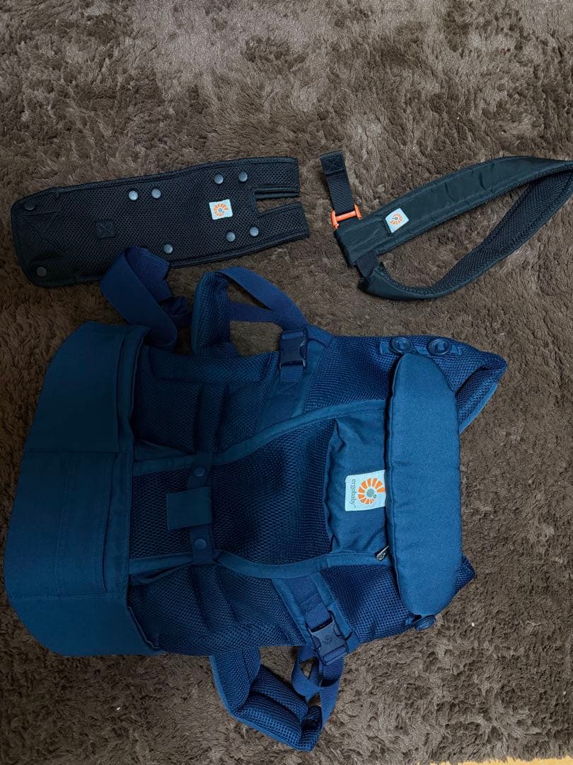 ergobaby Adapt ネイビー　クールエア　エルゴ 抱っこ紐　メッシュ