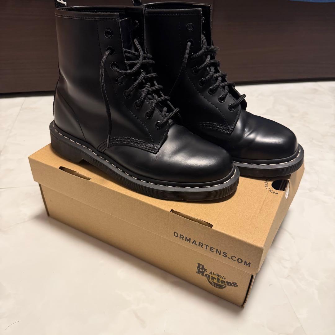 ドクターマーチン 8ホールブーツ UK7 26cm ホワイトステッチ