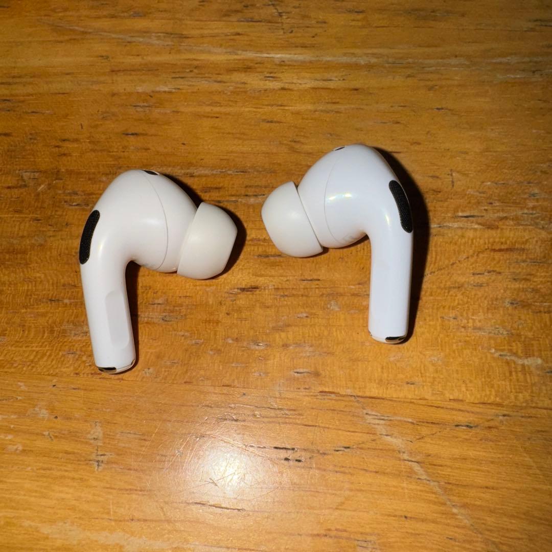 AirPods Pro 第2世代　交換用イヤーチップ付き