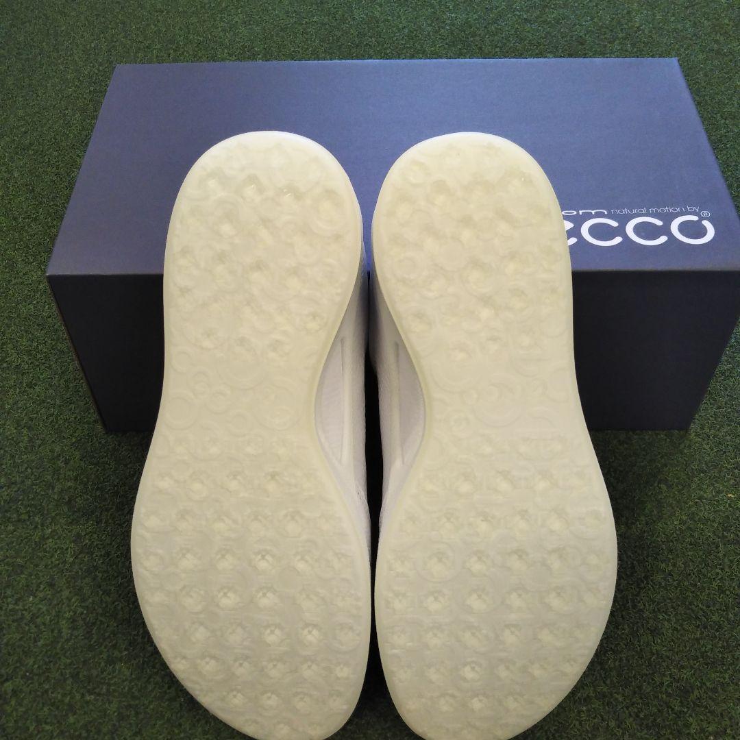 ECCO BIOM NATURAL MOTION ホワイトスニーカー