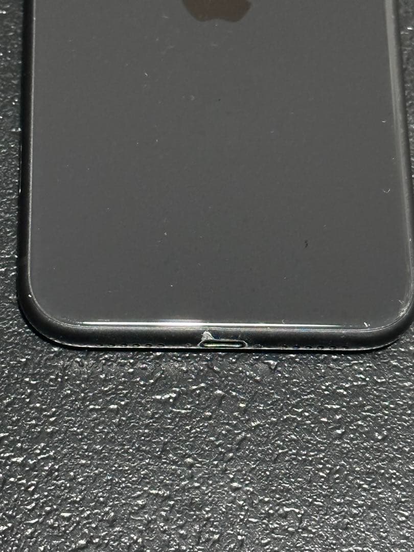 Apple iPhone 11 64GB ブラック 本体