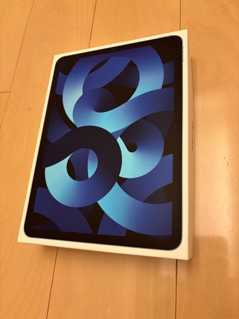 iPadAir第5世代 iOS15.6.1 WiFiモデル64GB ブルー 箱付