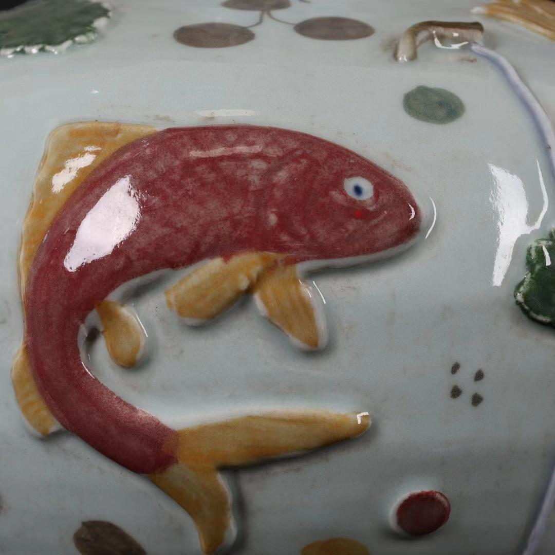 中国古美術✦浮雕・連年有余図・天球瓶30X23cm✦花瓶・文房具・純手描き・陶芸