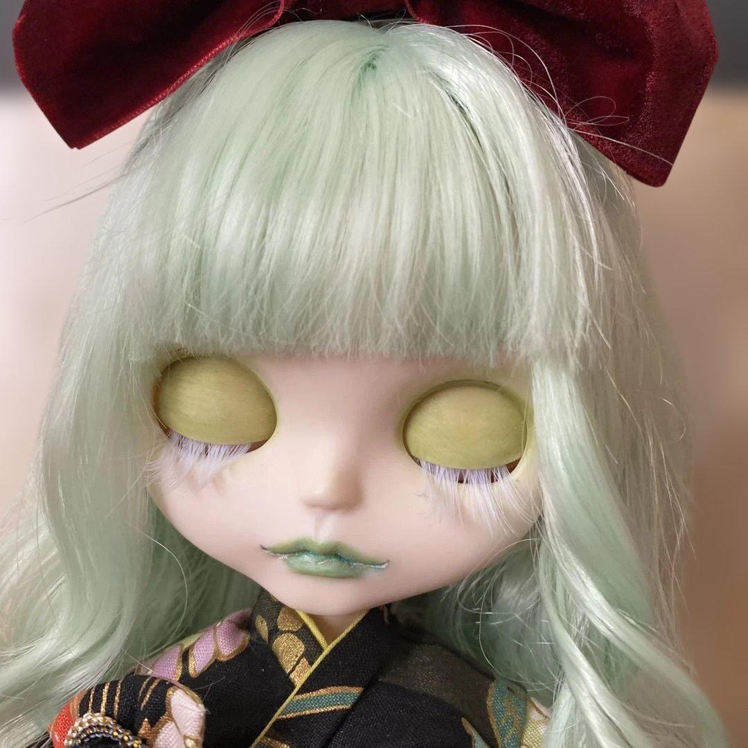 【専用商品です】カスタムドール『立春』グリーン系ヘア&メイク 孤高の振袖✨