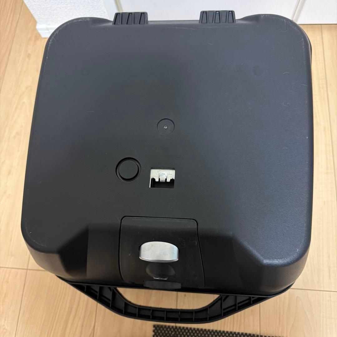 GIVI(ジビ)バイク用リアボックス