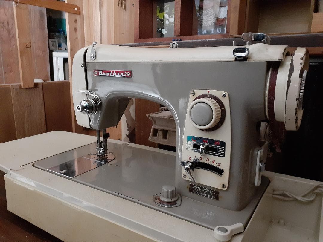 アンティークミシン