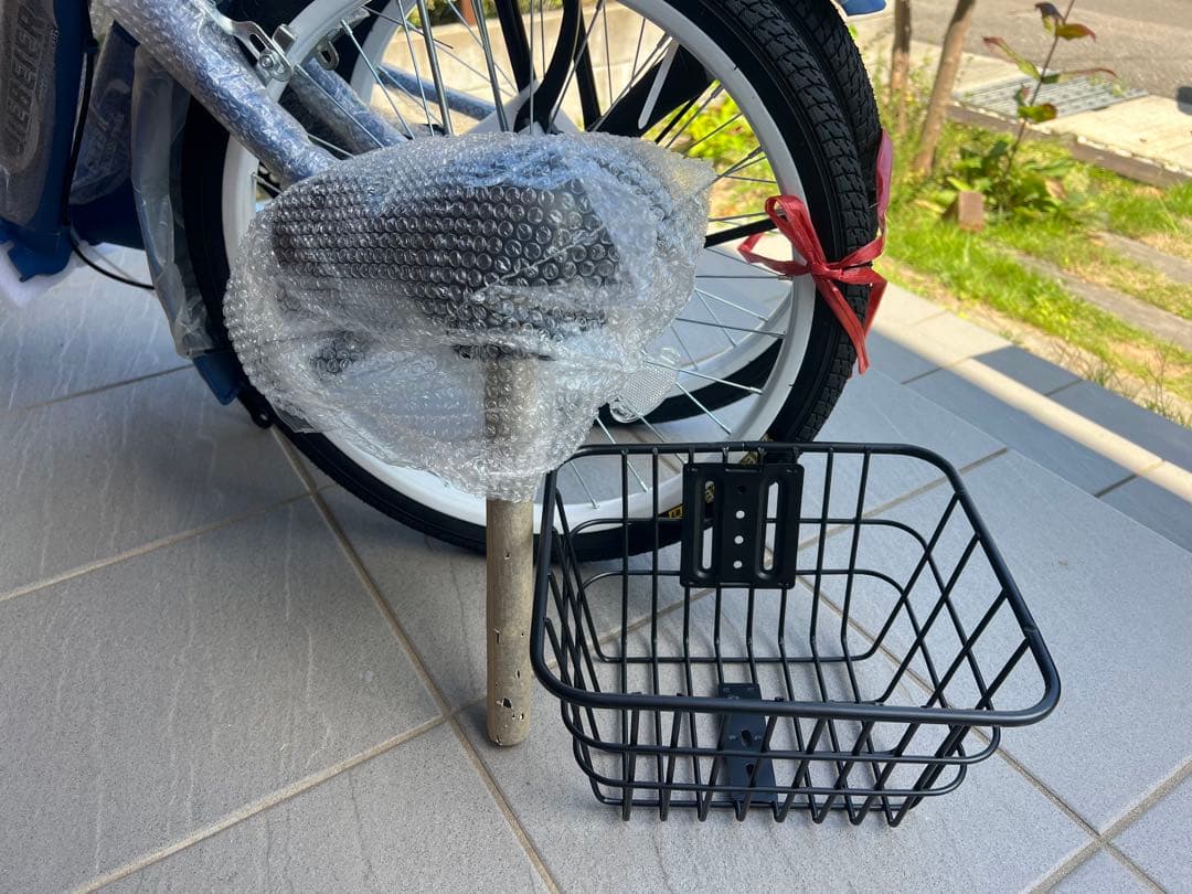 新品✨折りたたみ自転車 20インチ 7段変速 ブルー カゴ ワイヤー錠付き