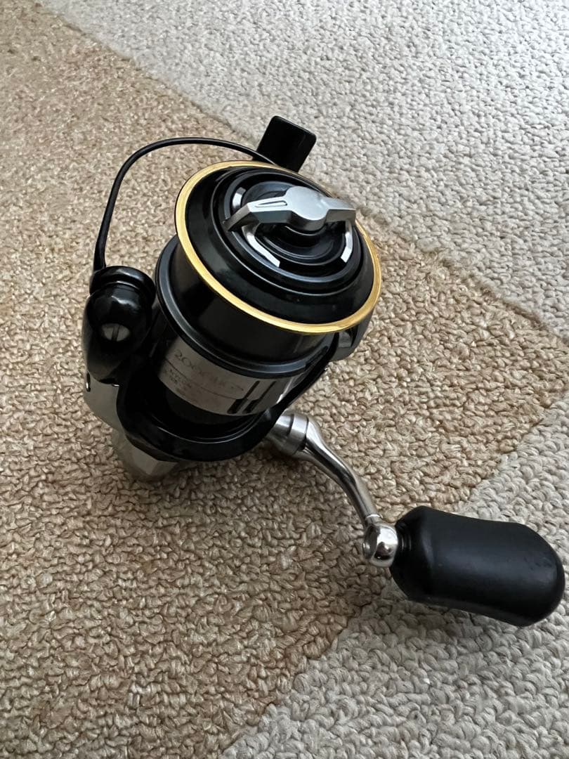 リール SHIMANO 12Vanquish C2000HGS