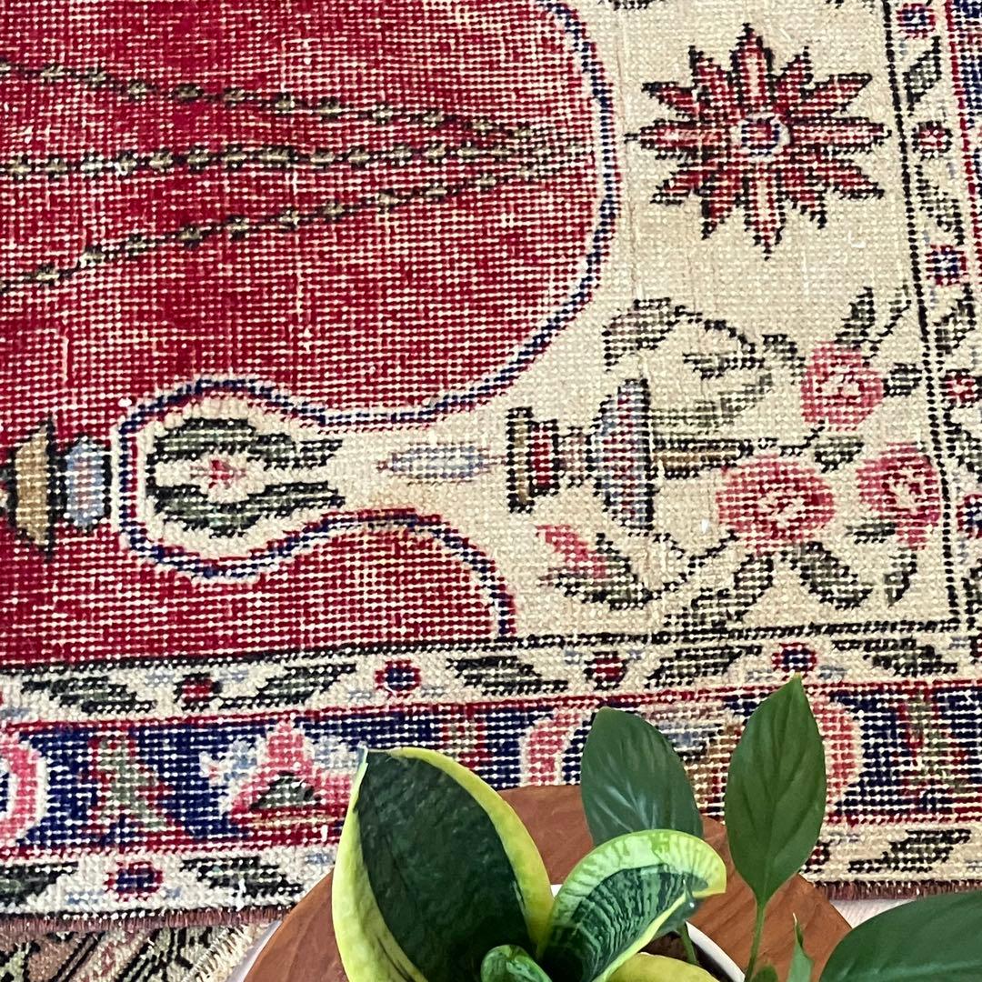 アート✳︎塔✳︎74×130 シャンデリア　レッド　ブルー　トルコヴィンテージラグ