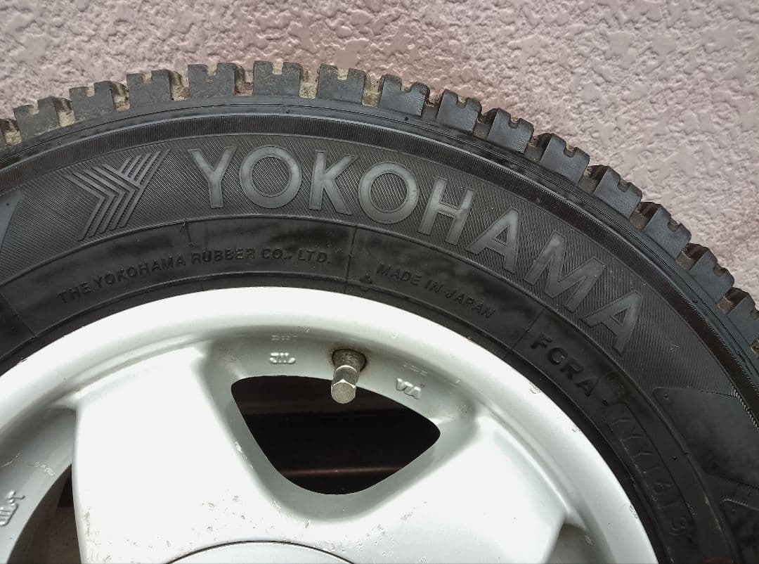 145R12 6PR LT・スタッドレスタイヤ・アルミホイール・2本のみ・1/2