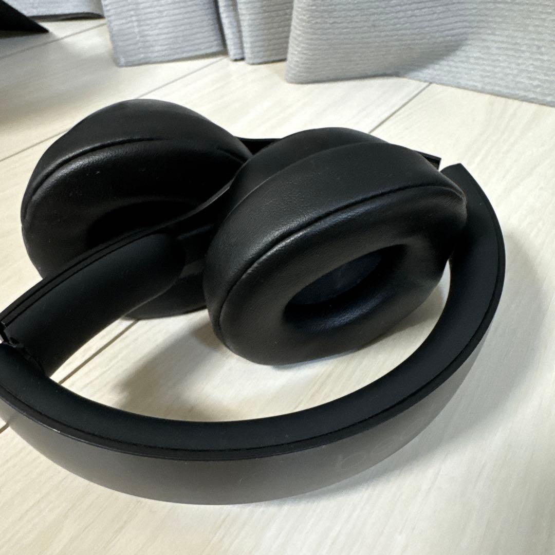 Beats SOLO PRO ワイヤレスヘッドホン ブラック