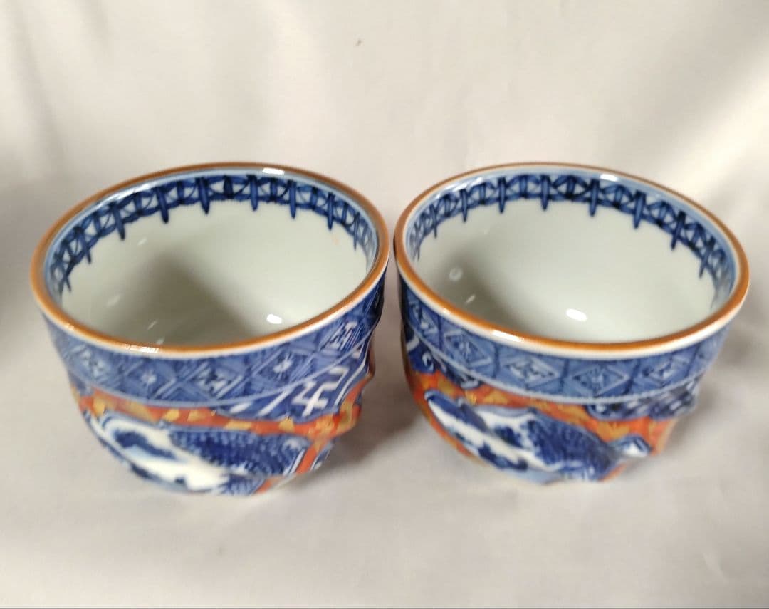 松谷窯　捻祥瑞意赤地金箔　小鉢　2個