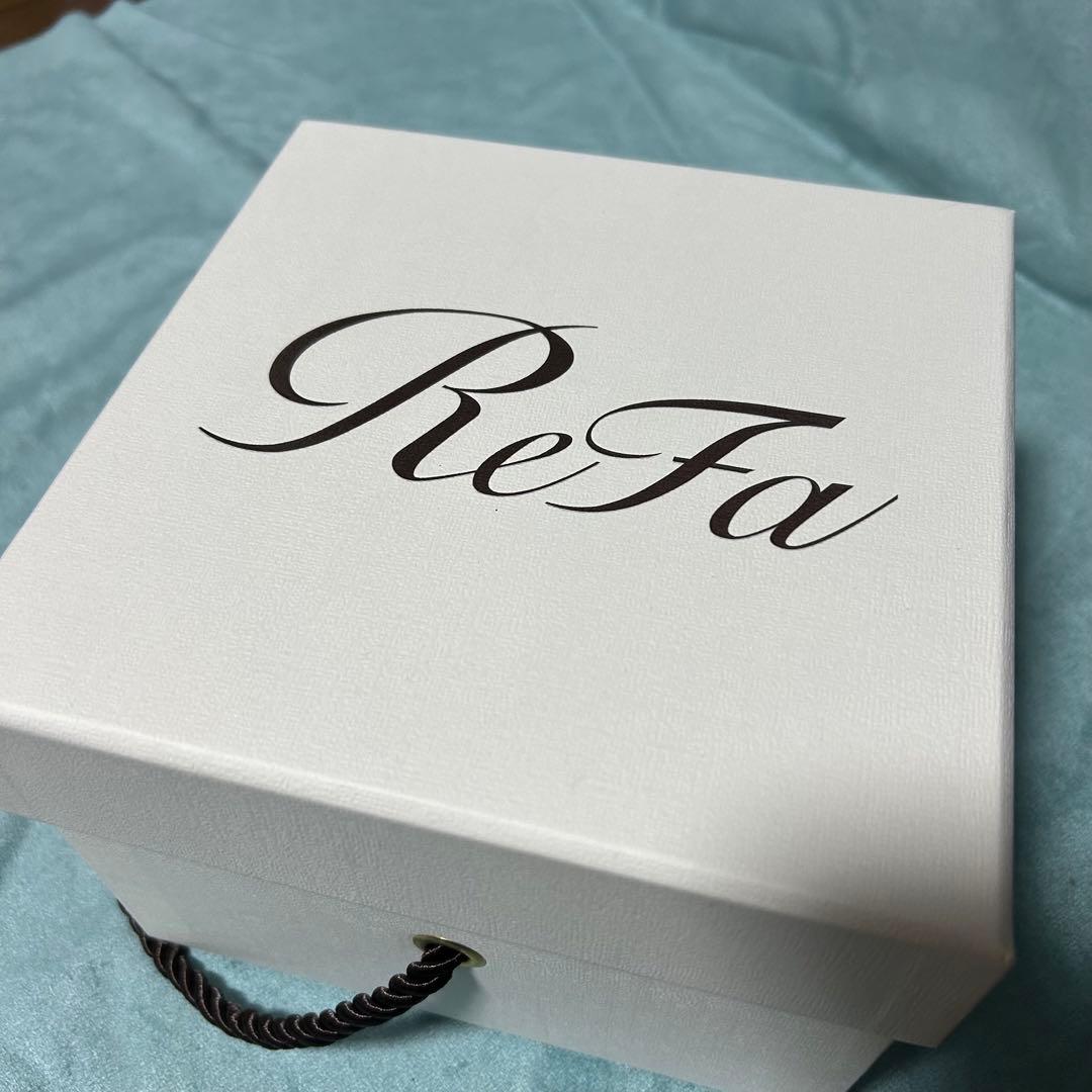 ReFa ヘッドマッサージ