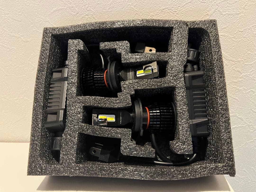 VALENTI ヴァレンティLED ヘッドバルブ H4 6200K 8000lm