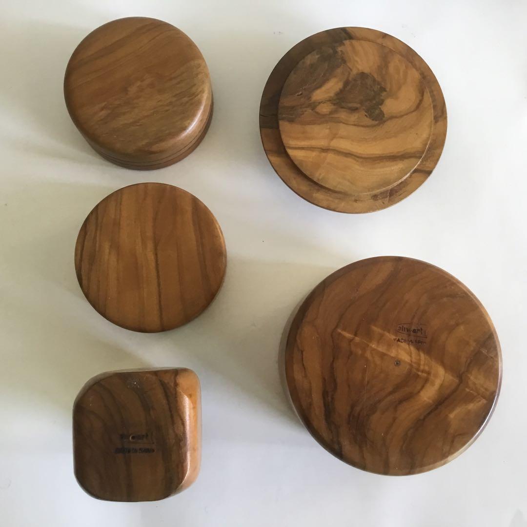 Oliv art 胡桃割り　蓋付き容器　小皿２個　計４点　ヴィンテージ