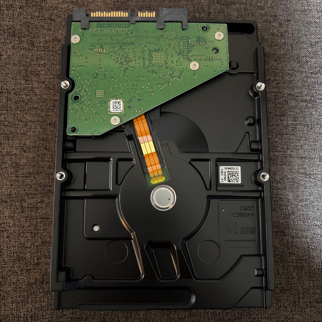 低使用時間 Seagate Barracuda HDD 8TB