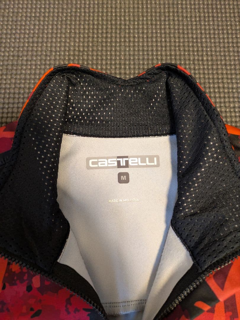 CASTELLI　PERFETTO ROS LSウインタージャケットMサイズ