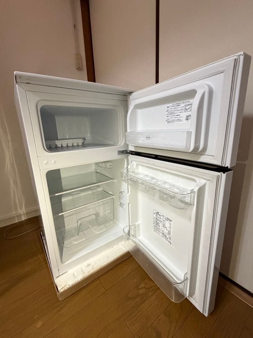 Hisense 冷蔵庫 ホワイト 冷凍室付きHR- B95A